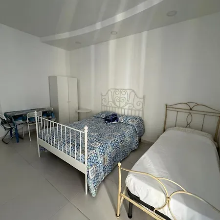 Vic O Mar Guest house *